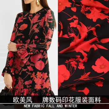 Rodyti drabužiai, spausdinimo audinio high-end juodame fone raudona gėlė, sijonas rankų darbo 