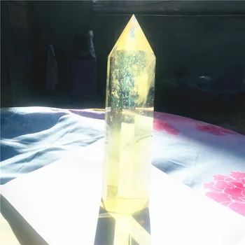 1-1.1 kg Aukštos temperatūros geltona Lydymo Kristalų Obeliskas Kvarco Taško Pavyzdys
